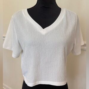 SHEIN White Textured V-Neck Tee